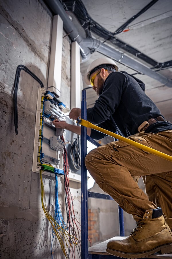 Sylvan Lake’s #1 Best Electrician: Trusted Electrical Services